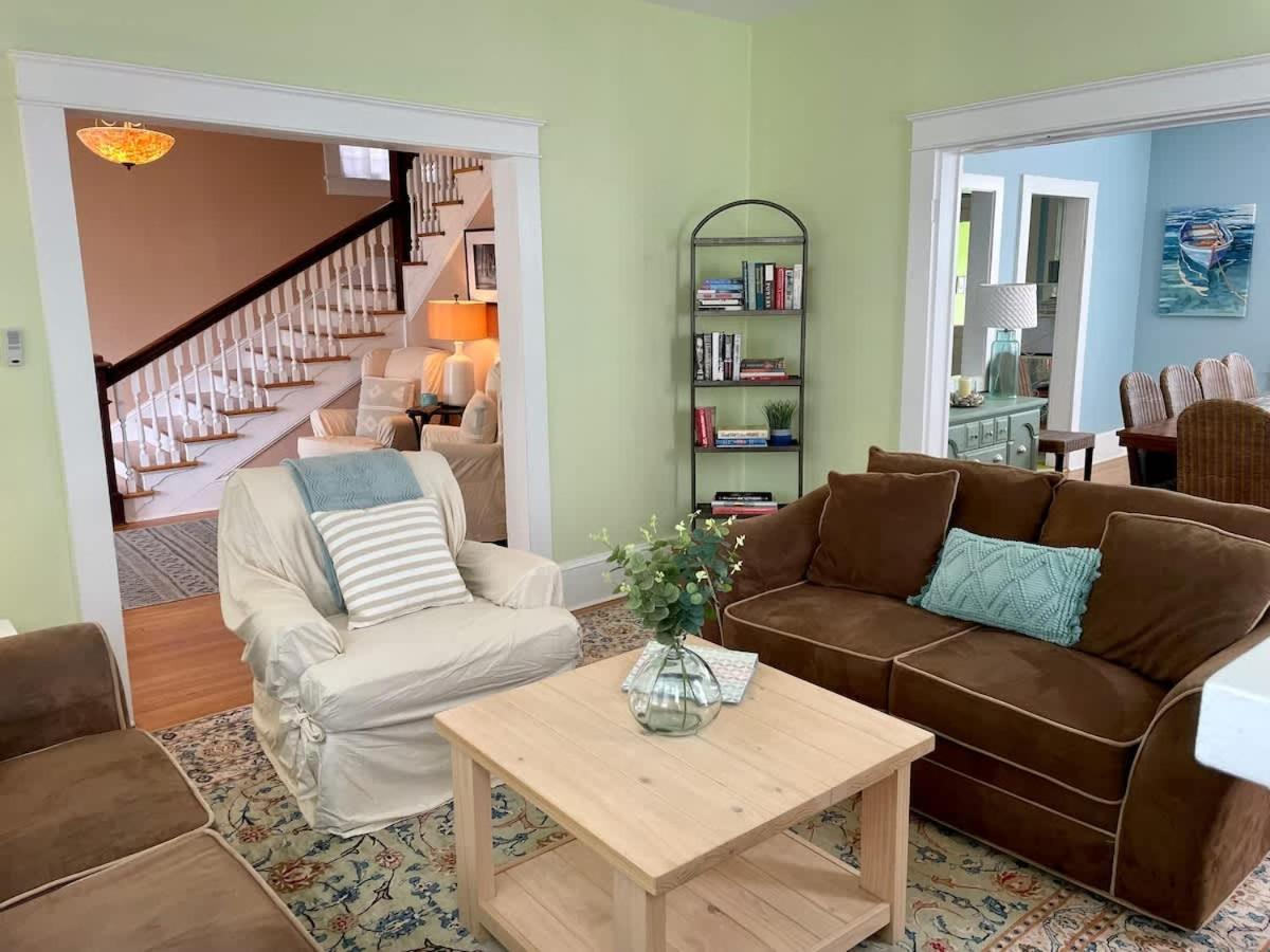 Key Lime Cottage Steps From Cape Charles Beach Экстерьер фото