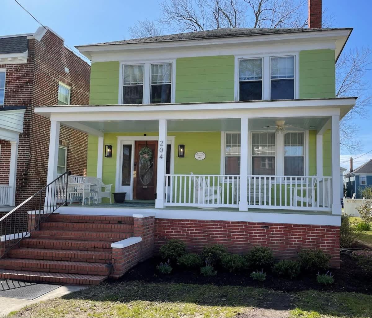 Key Lime Cottage Steps From Cape Charles Beach Экстерьер фото